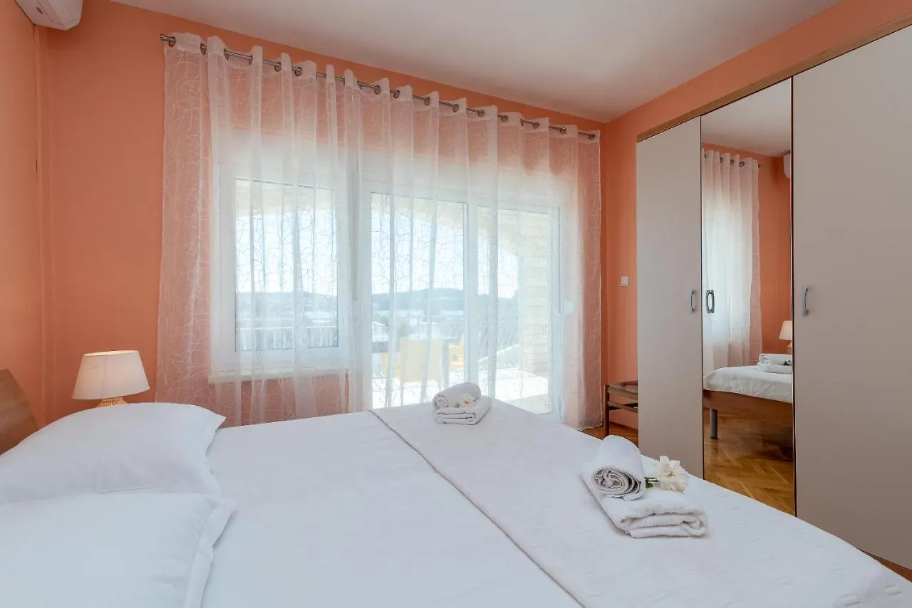 Bikaca 1 Apartment Trogir