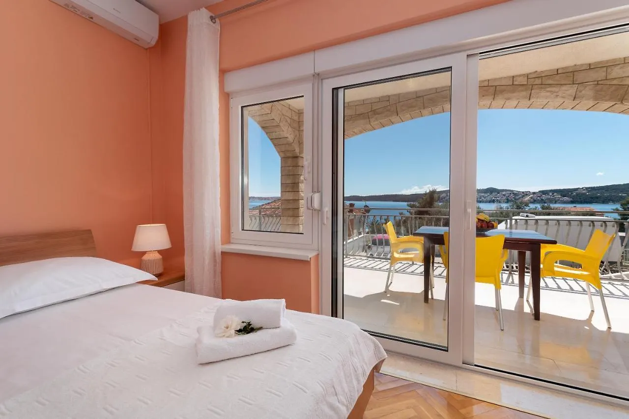 Bikaca 1 Apartment Trogir