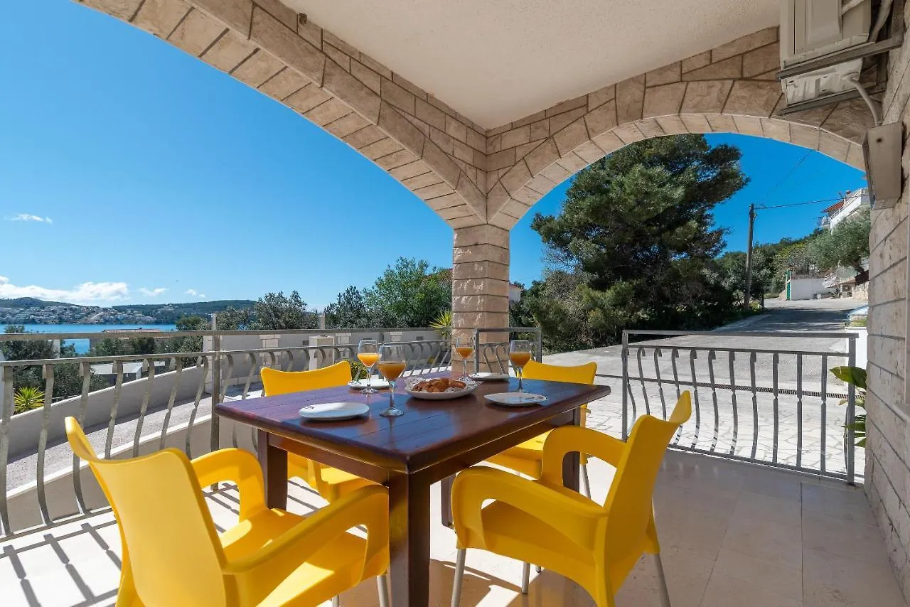 Bikaca 1 Apartment Trogir Croatia